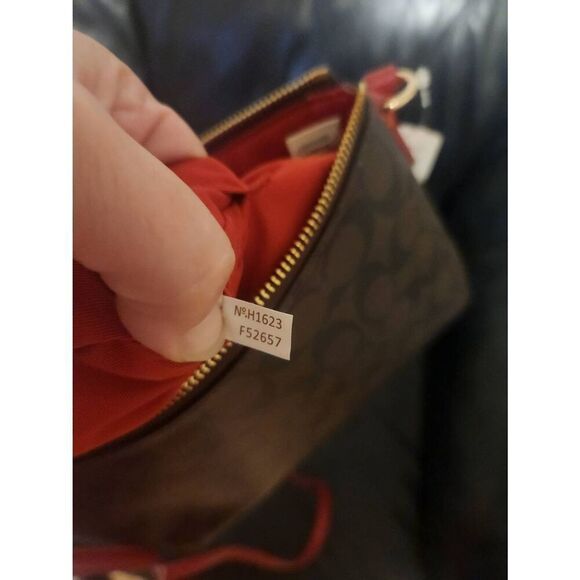 NWT Coach Signature East/West Crossbody F52657 Purse with red Interior and cross - Picture 5 of 7